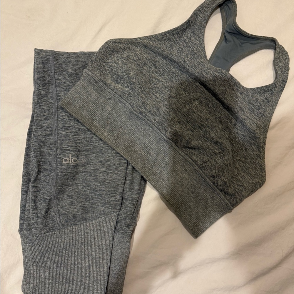 ALO Yoga Alosoft Heather Gray Sports Bra | Size XS